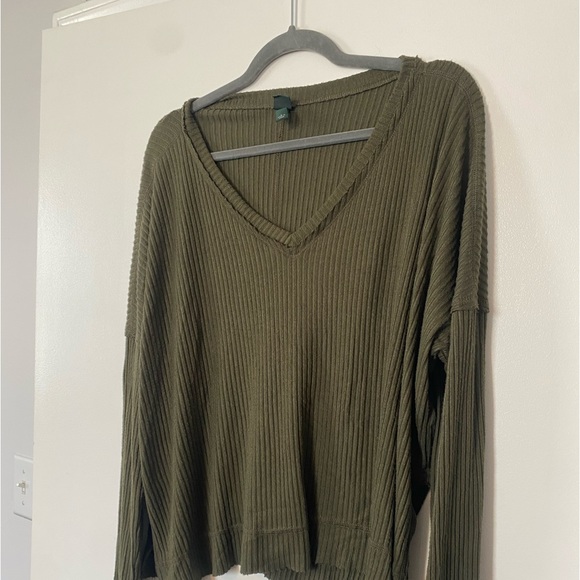 Women’s ribbed v neck long sleeve top size small - Picture 2 of 6
